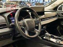 ميتسوبيشي اوتلاندر